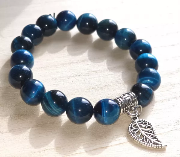Blue Glass beaded leaf charm bracelet