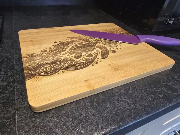 Sea Turtle chopping board - Ocean themed bamboo cutting board - Image 8