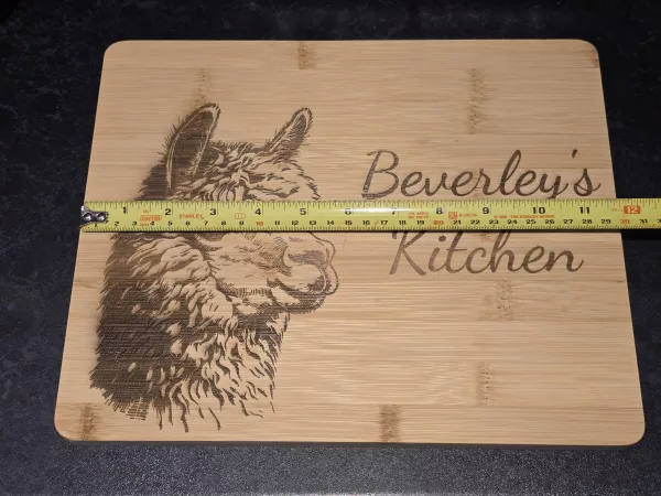 Alpaca Chopping Board with Personalisation Option - Image 9