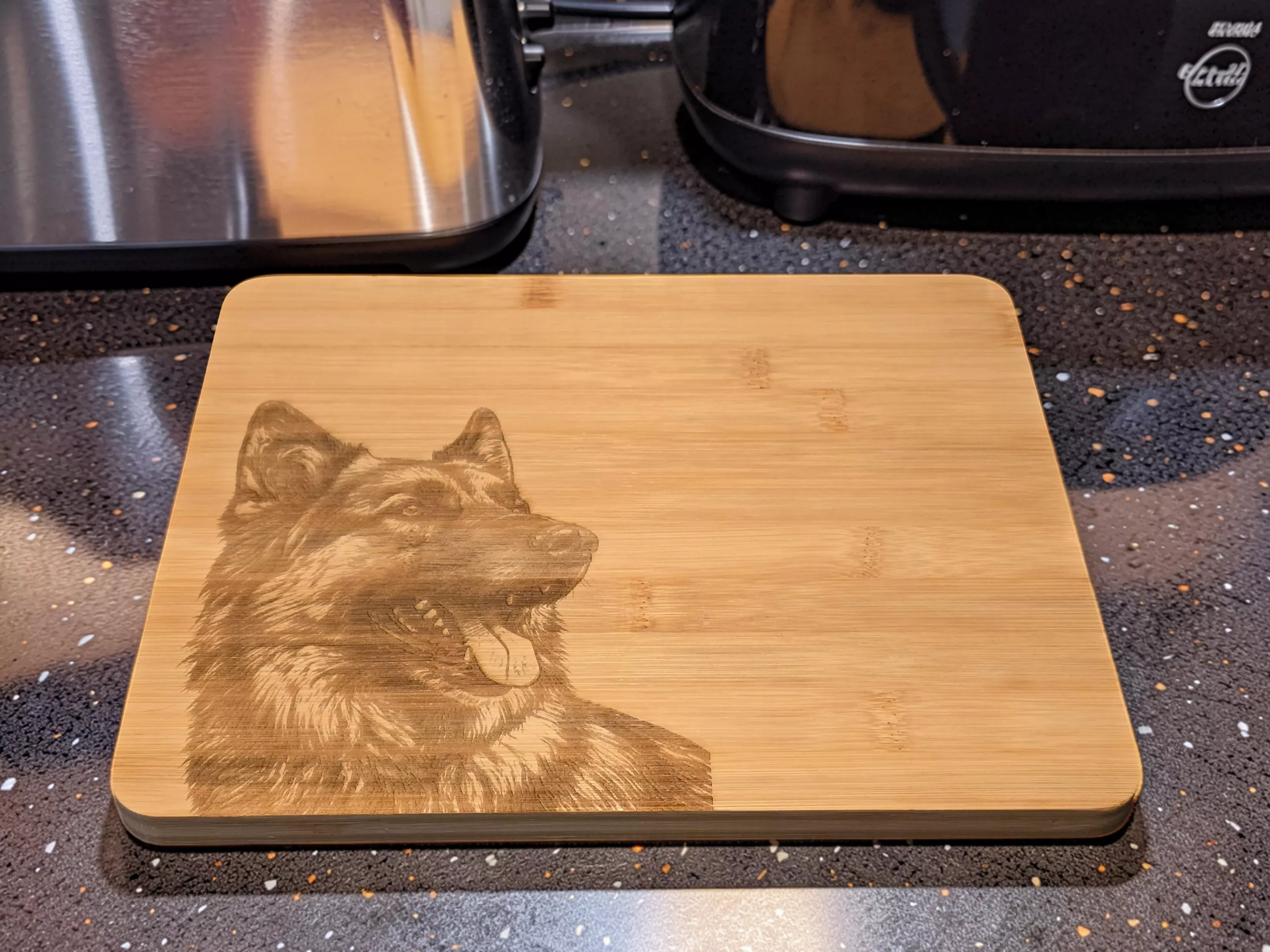 German Sheppard Bamboo Chopping Board 30cm x 24cm - Image 5
