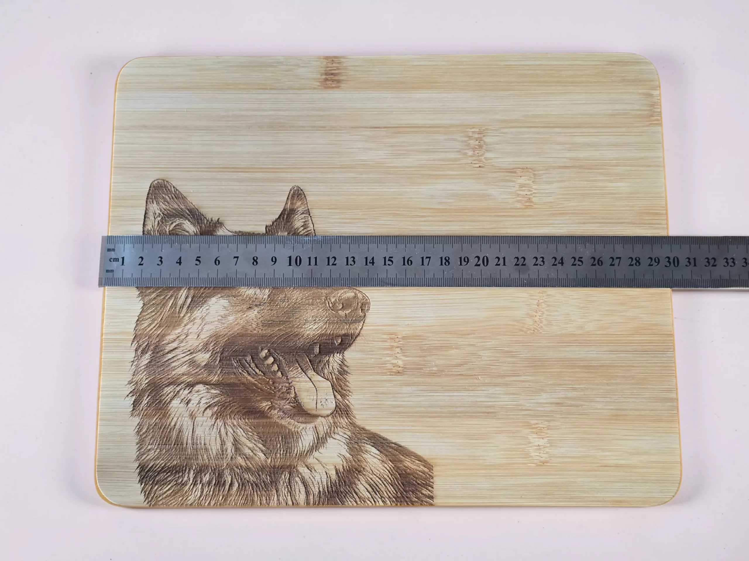 German Sheppard Bamboo Chopping Board 30cm x 24cm - Image 9